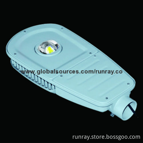 LED Streetlight with high-lumen, 50,000 hours lifespan, 80W power